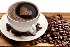 Beure cafè en un somni per a dones solteres