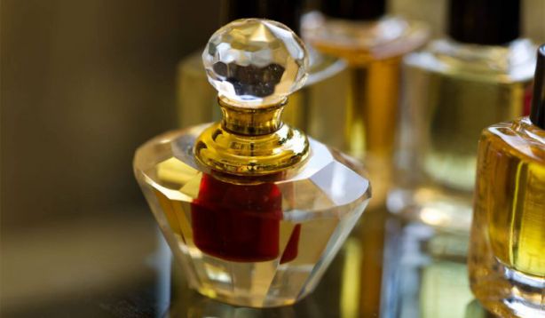 عطر في المنام
