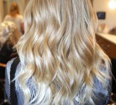 Gouden haar in een droom