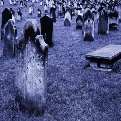 Interpretacja snu o zmarłym wychodzącym żywym z grobu