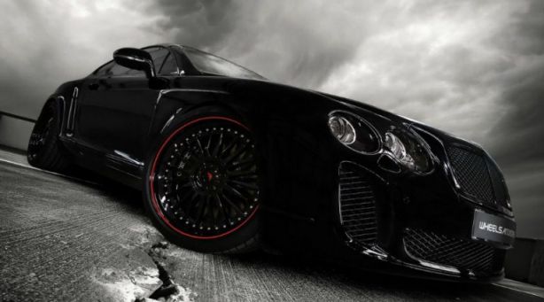 السيارة السوداء في المنام