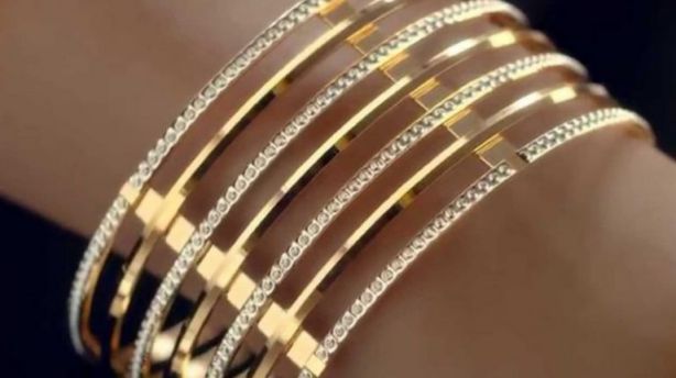 أساور الذهب في المنام العصيمي