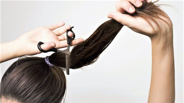 قص الشعر في المنام