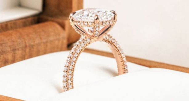 الخاتم في المنام للمتزوجة