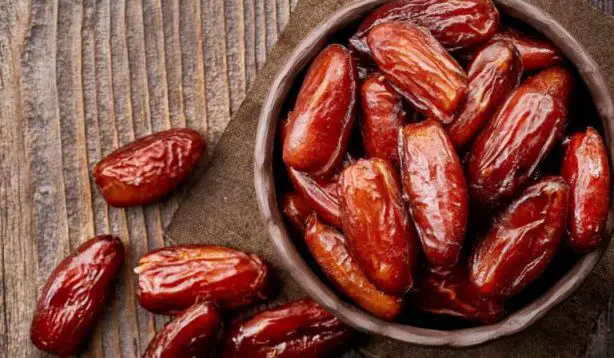 رؤية التمر في المنام