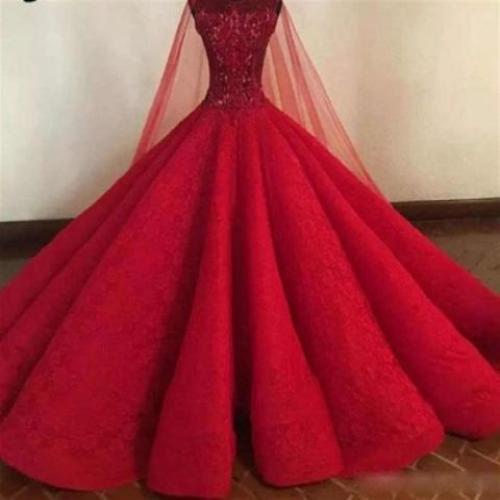 Drømmer om at bære en lang rød kjole til en enkelt kvinde - fortolkning af drømme online