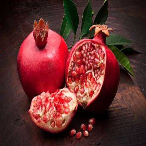 Mangan pomegranate ing ngimpi