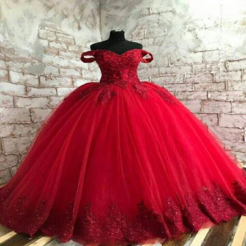 تفسير حلم الفستان الأحمر