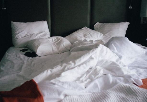 الفراش في المنام