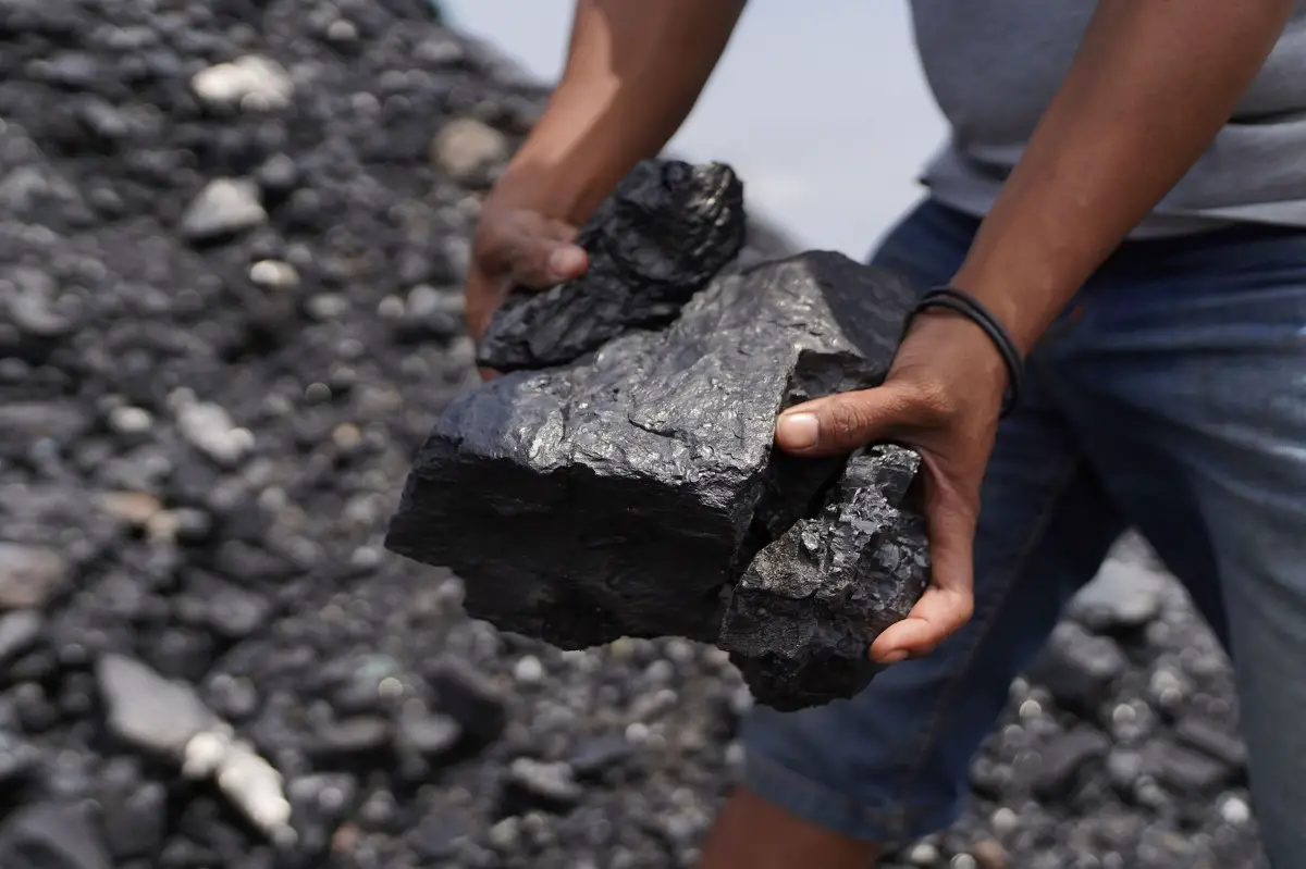 الفحم في المنام