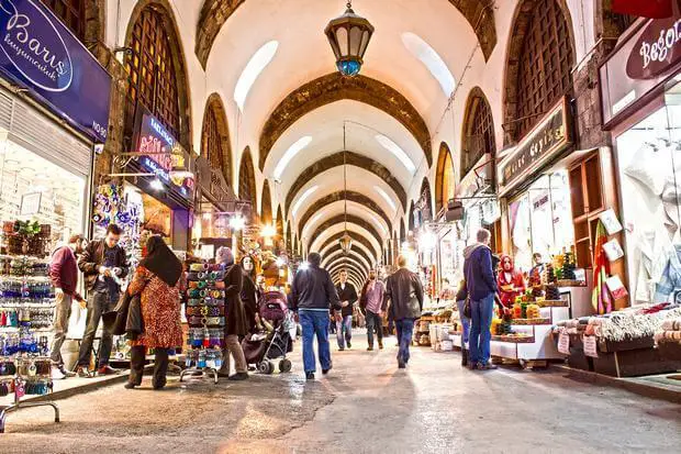 په استانبول کې مصري - د خوبونو تشریح آنلاین
