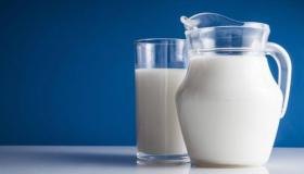 Узнайте о толковании молока во сне Ибн Сирина