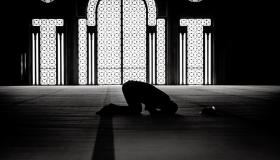 การตีความของ Ibn Sirin เพื่อดูคำอธิษฐาน Asr ในความฝัน