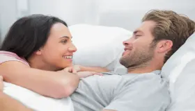 इब्न सिरिन के अनुसार मेरे पूर्व पति को सपने में मेरे साथ संभोग करते हुए देखने की क्या व्याख्या है?