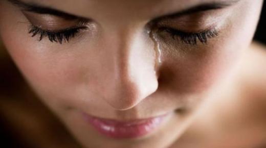 Ո՞րն է երազի մեջ արցունքներով լաց լինելու մասին երազի մեկնաբանությունը ըստ Իբն Սիրինի: