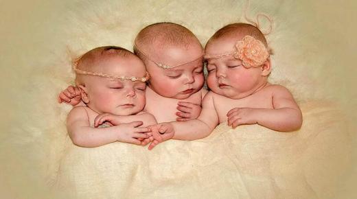 इब्न सिरिन द्वारा तीन बच्चों को जन्म देने के सपने की व्याख्या के बारे में जानें