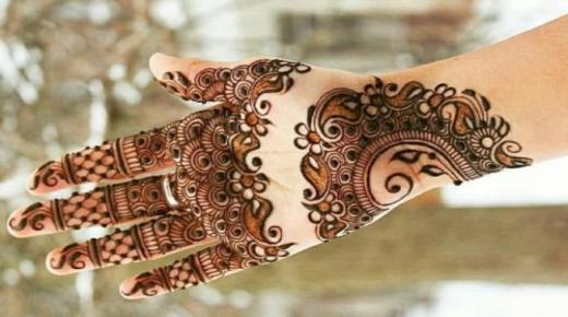 Apreneu sobre la interpretació d'un somni sobre henna a la mà d'una dona casada segons Ibn Sirin