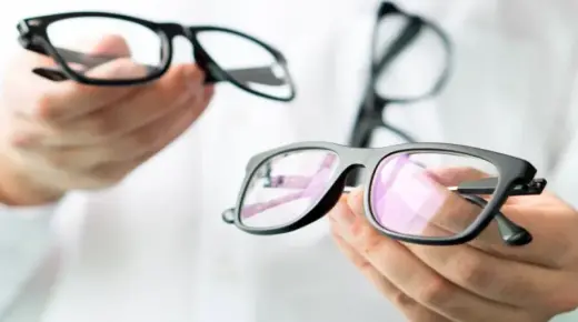 At se optik i en drøm, og hvad er fortolkningen af ​​knuste briller i en drøm?
