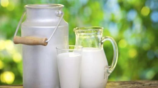 ما هو تفسير رؤية شرب الحليب في المنام لابن سيرين؟