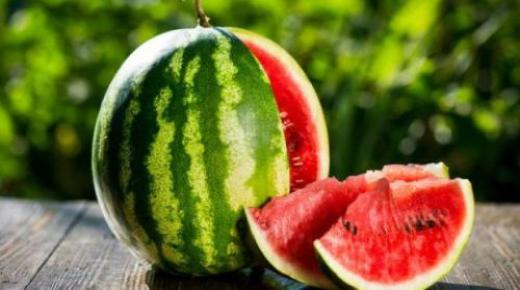 الدلالات الصحيحة لتفسير البطيخ في الحلم لابن سيرين