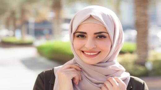 أهم 100 تفسير لرؤية الحجاب في المنام لابن سيرين وكبار المفسرين