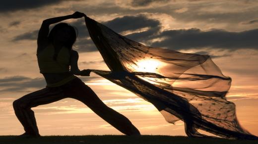 Lees meer over de interpretatie van een droom over dansen voor een getrouwde vrouw volgens Ibn Sirin